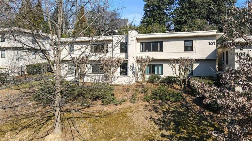 101 Ardmore Place Unit 3