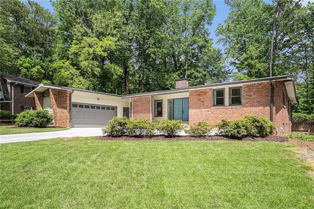 4469 Huntington Circle, Atlanta, Georgia image 2