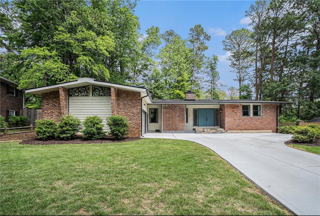 4469 Huntington Circle, Atlanta, Georgia image 1