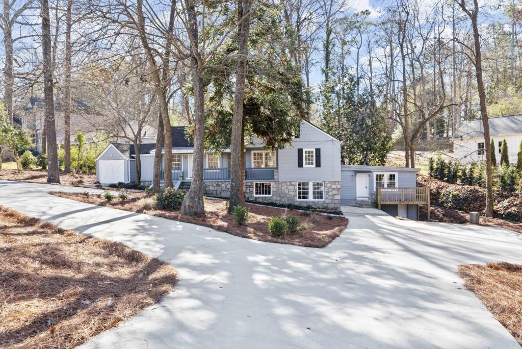 3310 E Roxboro Road NE