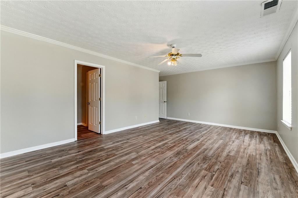 3267 Forrest Bluff Way, Lithonia, Georgia image 15