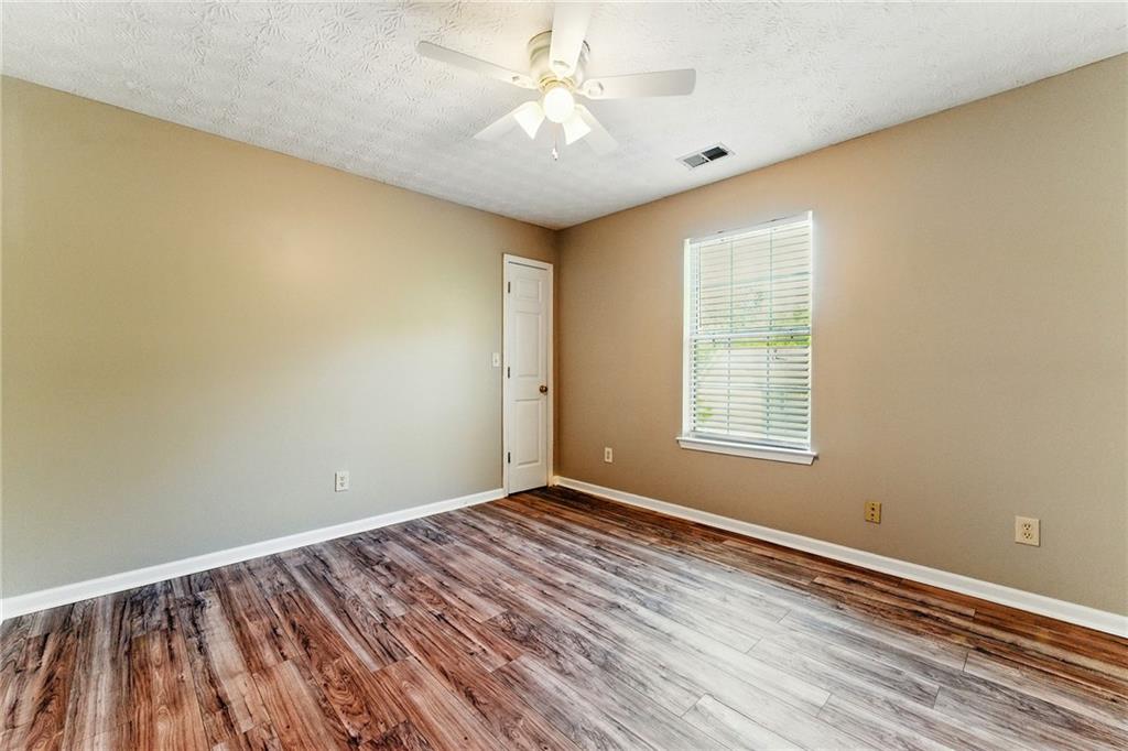 3267 Forrest Bluff Way, Lithonia, Georgia image 18