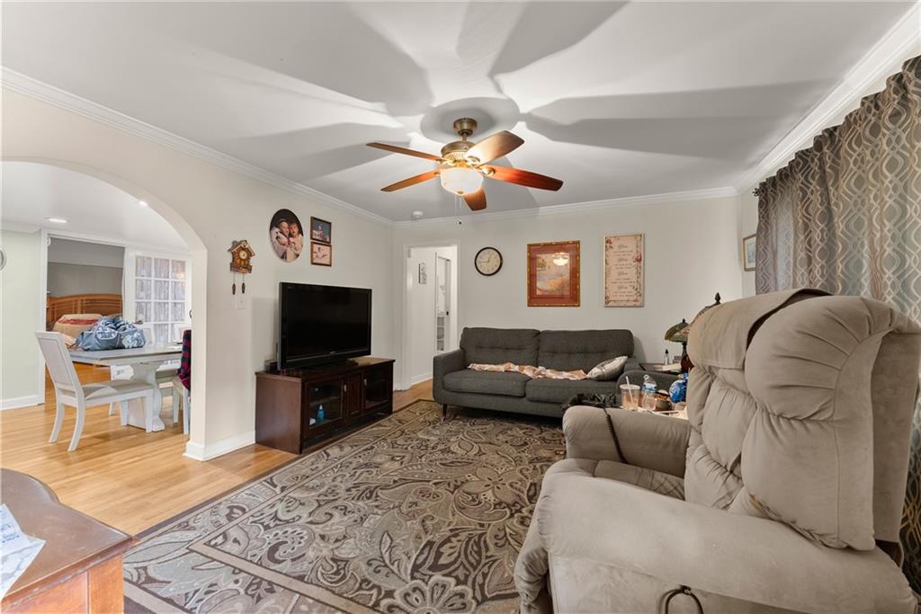 5855 Willis Lane