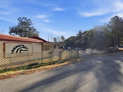 Homes For Sale - 135 Long Road<br/> Sugar Valley, GA 30746