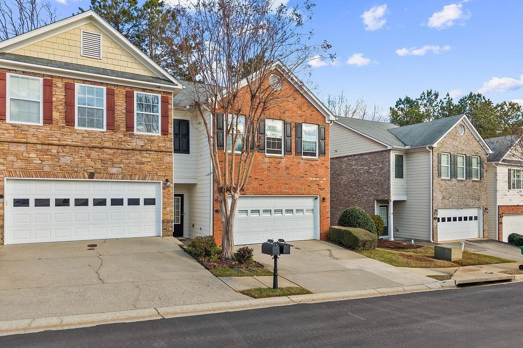 589 Woodland Park Ter