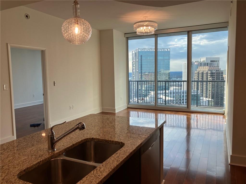 1080 Peachtree Street NE 2915