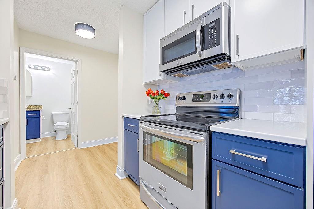 1075 Peachtree Walk NE A301
