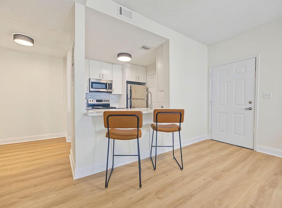 1075 Peachtree Walk NE A301