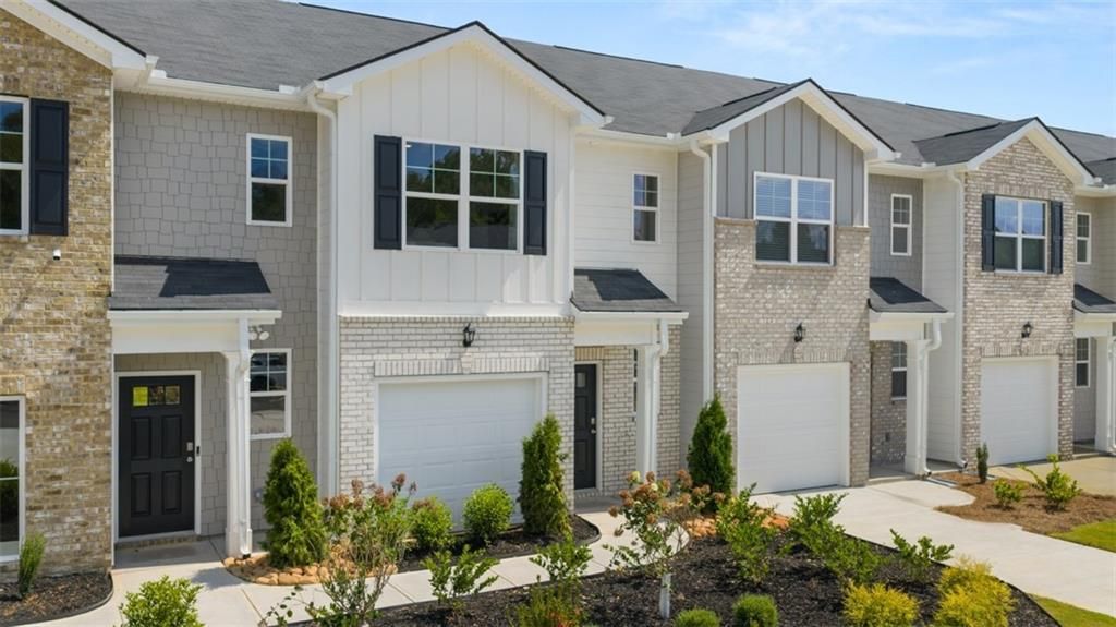 Photo of 202 Kenmore Circle, Perry, GA 31069 (MLS # 7727709)