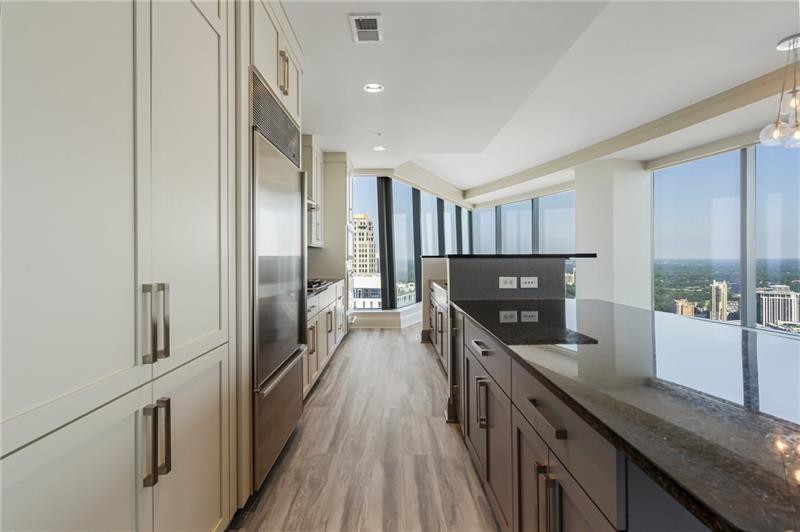 3344 Peachtree Road NE 3703