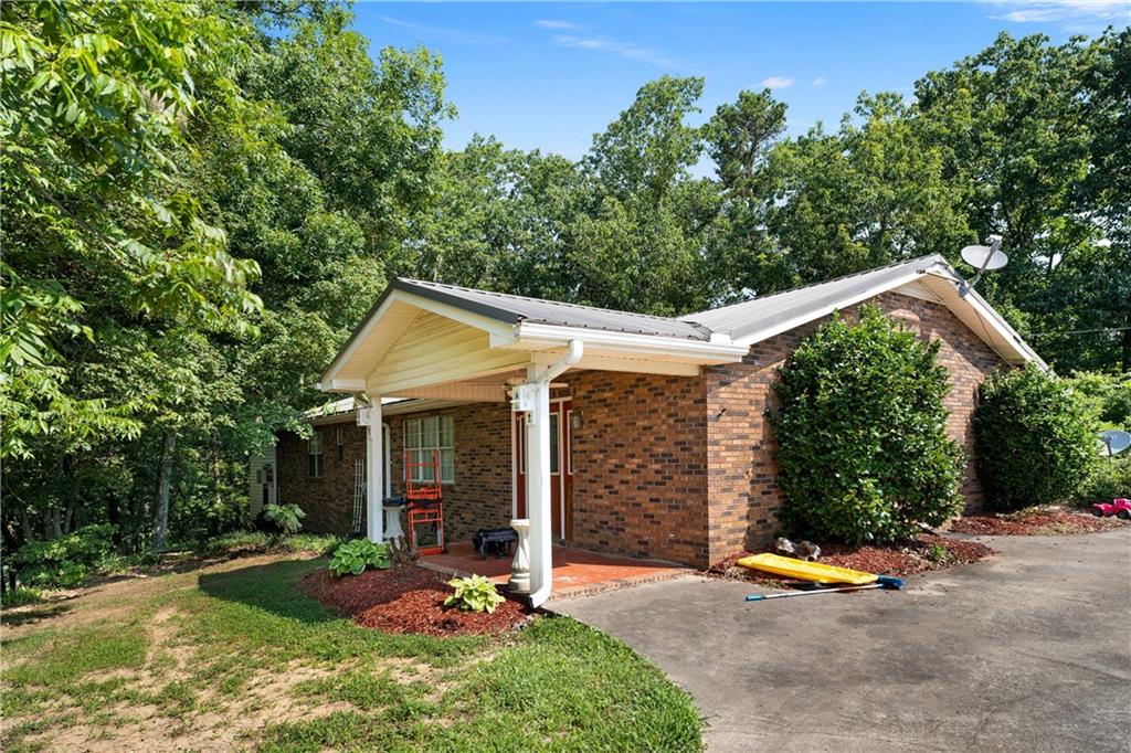 669 Nicklesville Road NE