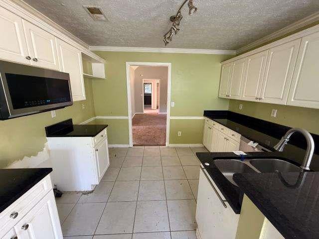 3450 Weeping Willow Lane