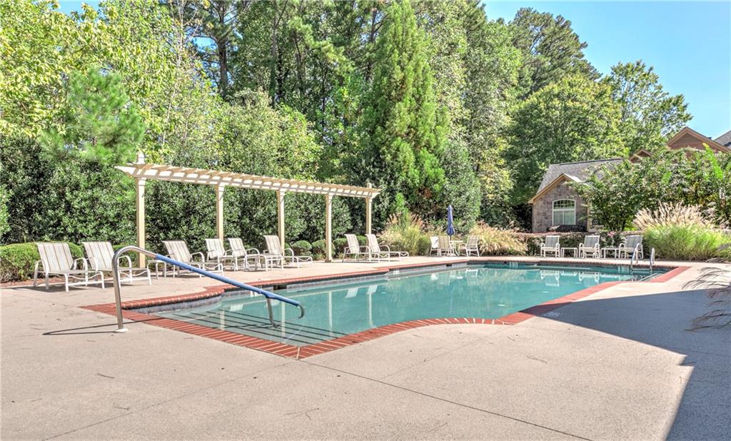 Brookhaven of East Cobb Condos - Residential