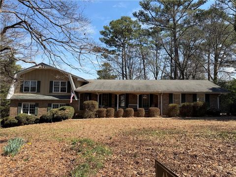 1711 Stonecliff Court Decatur GA 30033