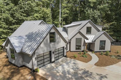 A home in Powder Springs