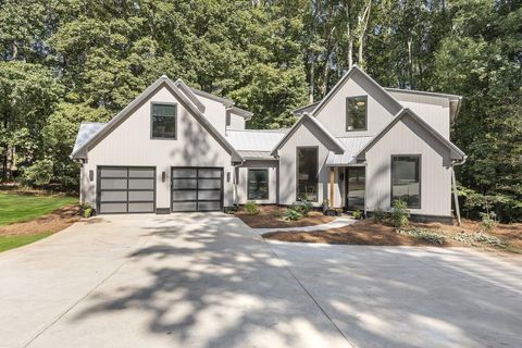 A home in Powder Springs