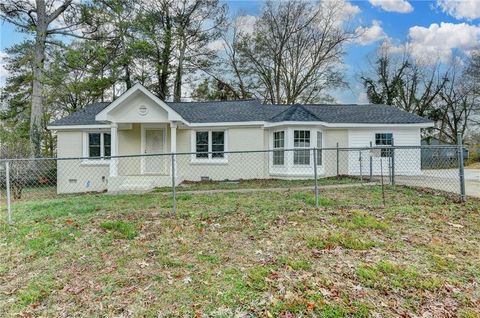 574 Glendale Road Scottdale GA 30079