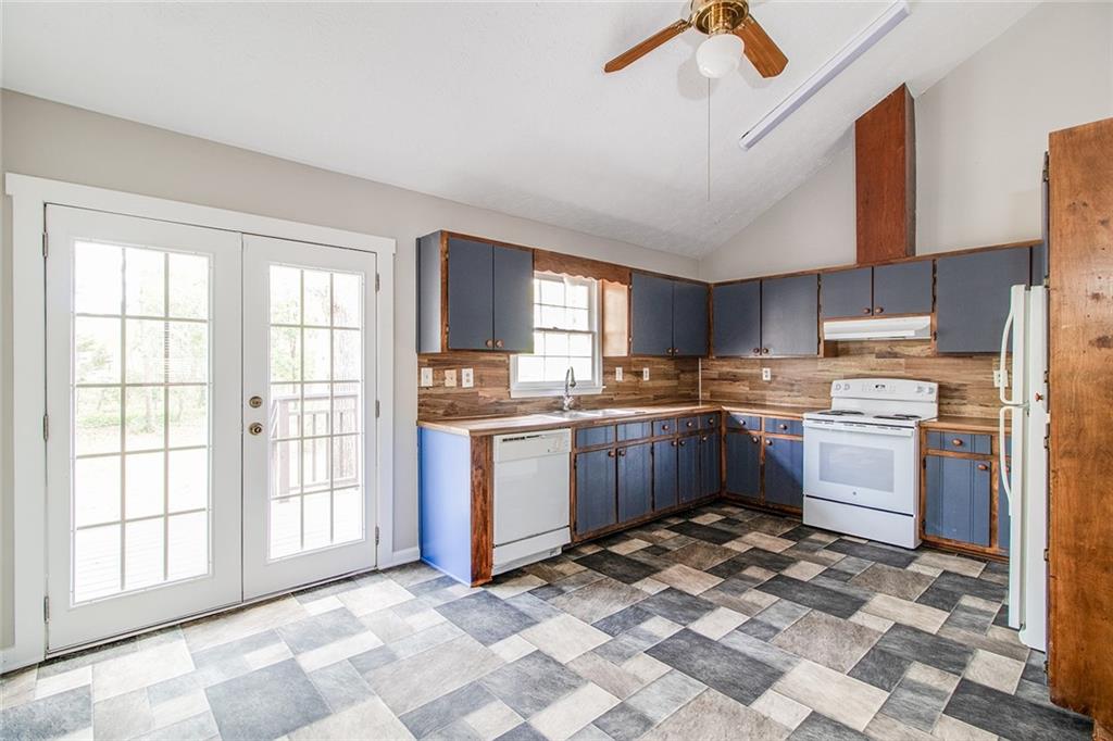 192 Park Place Drive, Lawrenceville, Georgia image 4
