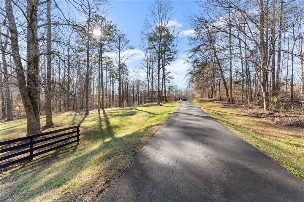 312 Ashley Brook Drive, Lula, Georgia image 3