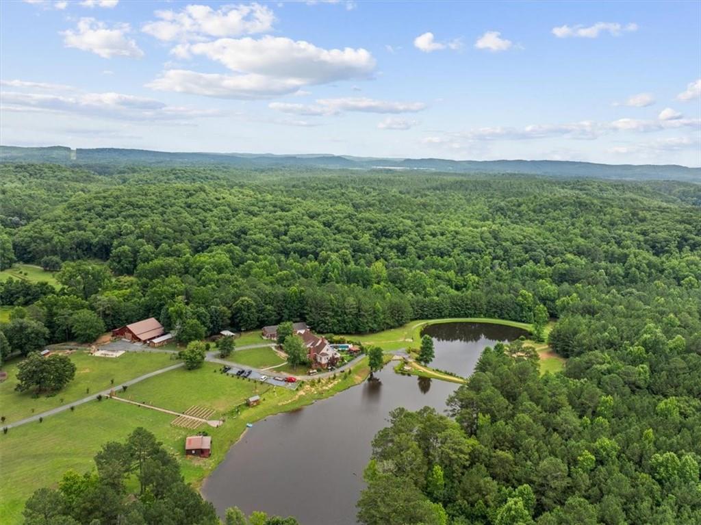 922 River Bend Road SW