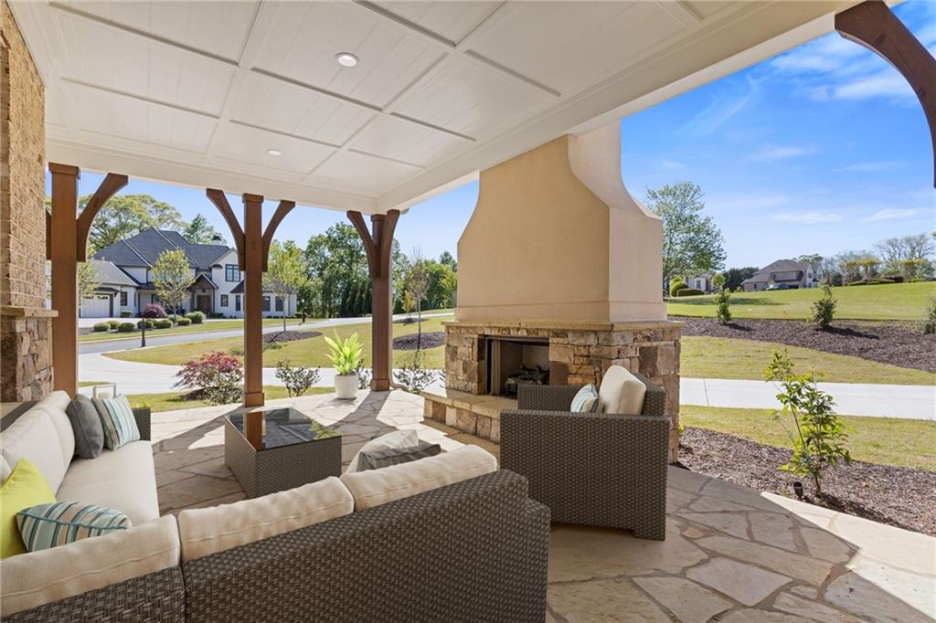 5325 Retreat Drive