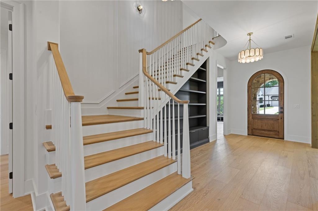 5325 Retreat Drive, Flowery Branch, Georgia image 15