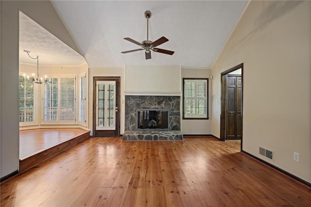 626 Cheatham Drive SW