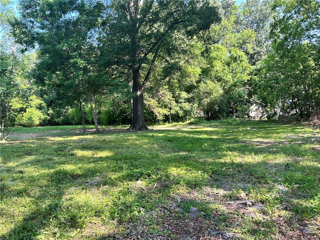 Investors wanted for this vacant lot in Rome, GA.
Sold As-Is---
No Seller's Disclosure---
No blind offers
MUST USE SELLER CLOSING ATTORNEY (Sherman & Phalen, LLC)