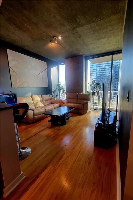 855 Peachtree Street NE 1510