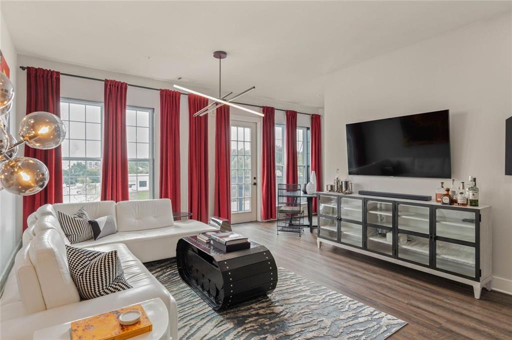 764 Memorial Drive SE #20