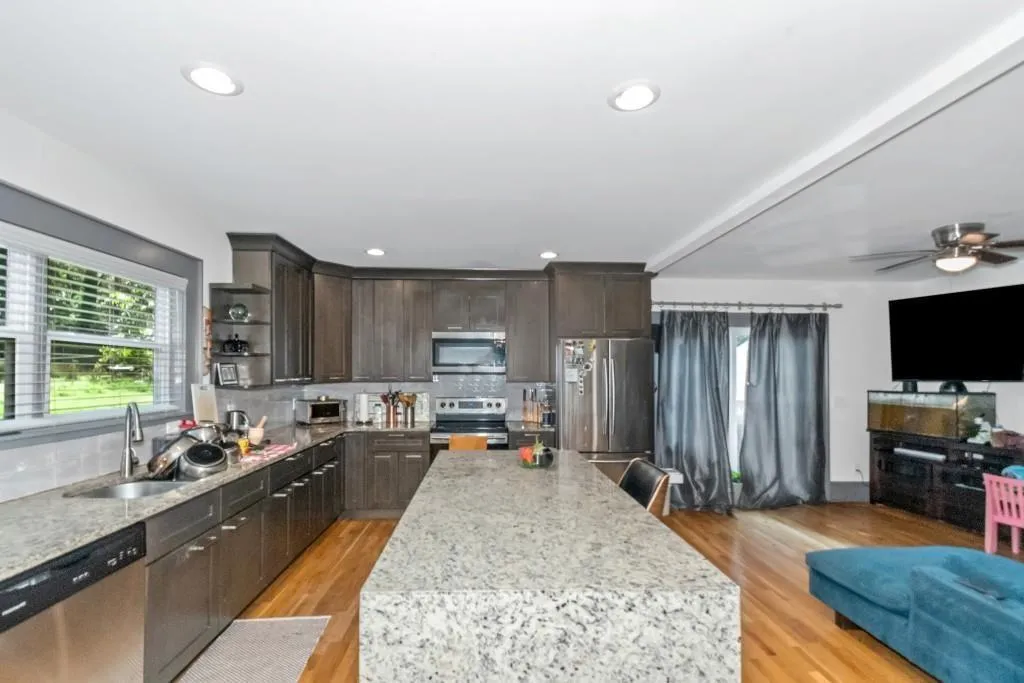 Atlanta, Georgia 30311, United States, 5 Bedrooms Bedrooms, ,4 BathroomsBathrooms,Residential,Active,167497