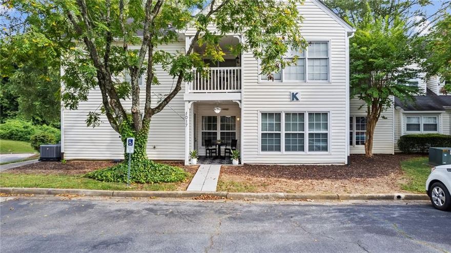 Freshly updated! Quiet, single-level, ground-floor, two-bedroom, two-bathroom condo. 

NEW: Seamless LVP flooring, sleek stainless-steel appliances (stove, fridge, microwave, dishwasher), soft-close kitchen cabinets and drawers, garbage disposal, washer and dryer, HVAC, water heater, paint, and window treatments. A bright and airy sunroom invites you into an open and spacious living area.  Both bedrooms are generously sized with ample closet storage. This home is just minutes away from the fabulous Marietta Square. Within walking distance of beautiful Laurel Park, which features walking trails, pond, tennis and basketball courts, and playground. The community offers plenty of visitor parking, tree-lined streets, a sparkling pool with seasonal events, a serene gazebo, pond and stream, and ample, quiet greenspace. It feels worlds away, while being minutes from everything. The blend of inviting atmosphere and friendly neighborhood create a true sense of home, perfect for those seeking modern comfort in a prime location.