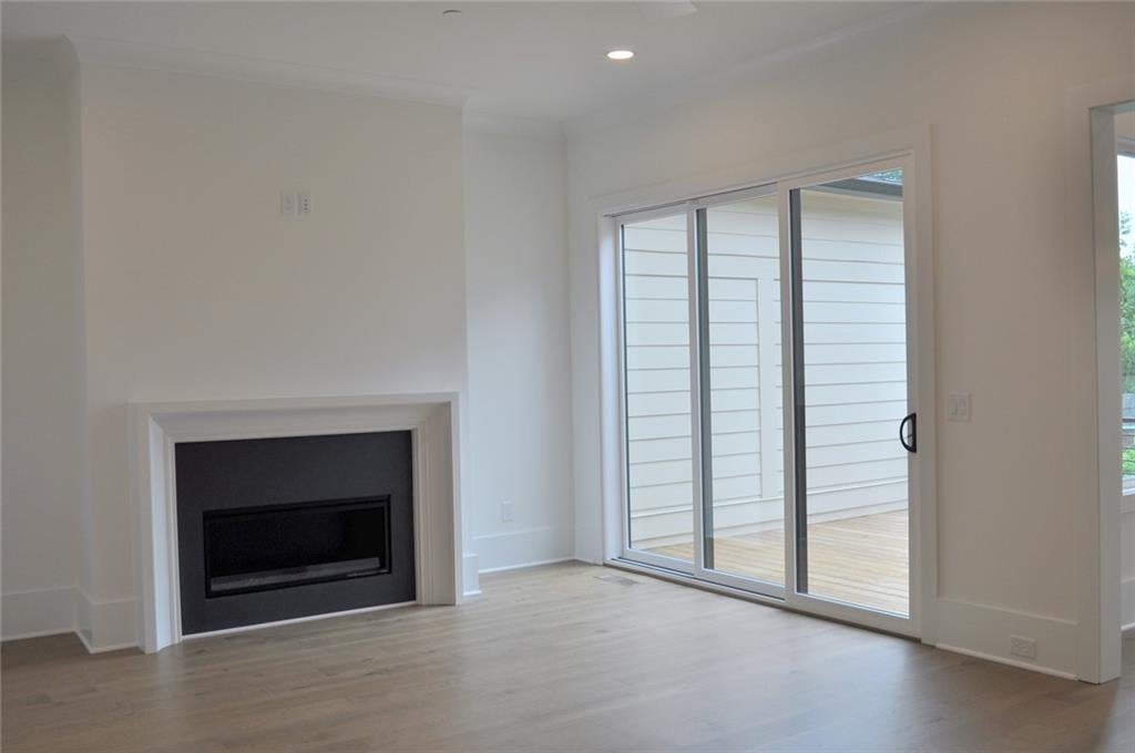 249 White Street NW