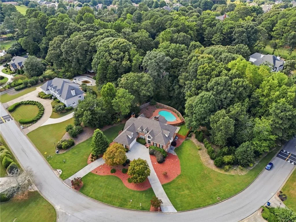 1251 Bridgewater Walk