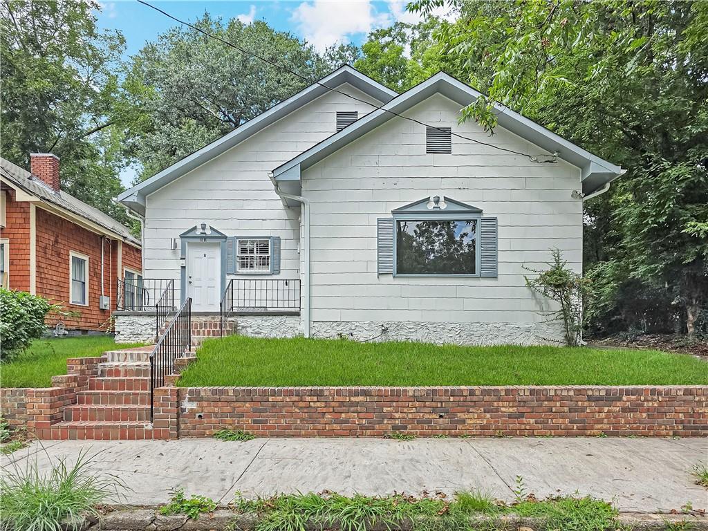 1111 Lawton Place SW Unit B