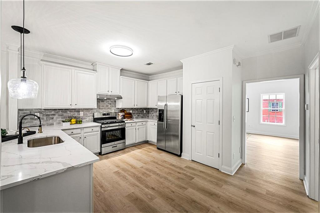3460 Lockmed Drive, Peachtree Corners, Georgia image 11