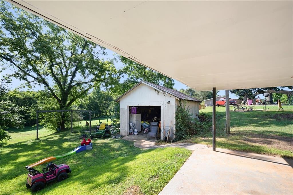 2796 Highway 41 South SE