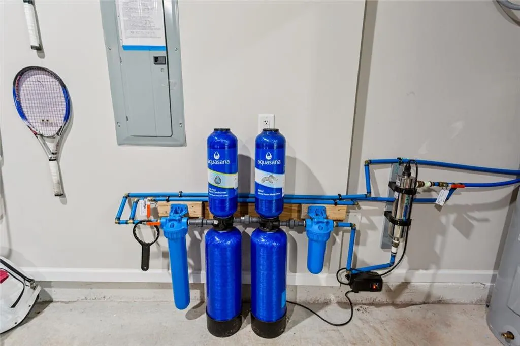 Sandy Springs, Georgia 30342, United States, 2 Bedrooms Bedrooms, ,3 BathroomsBathrooms,Residential,Active,254592