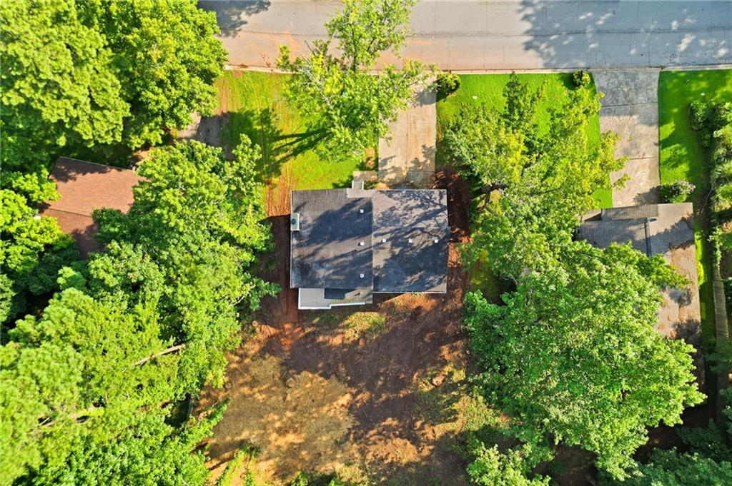 996 Park Forest Trail NW
