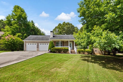 Homes For Sale - 15 Railroad Pass<br/> Cartersville, GA 30120
