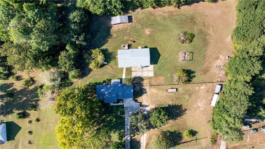 352 Mcintosh Trail