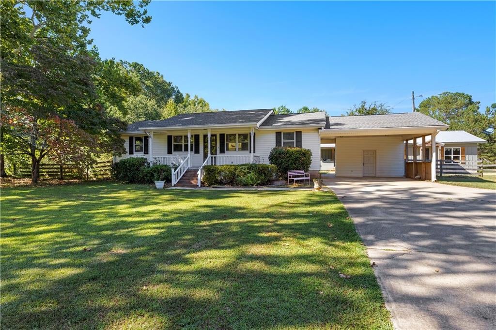 352 Mcintosh Trail