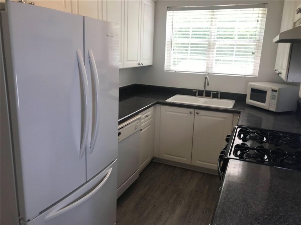 415 Willow Lane Unit #2