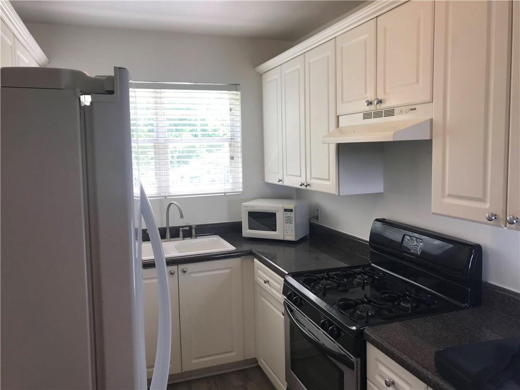 415 Willow Lane Unit #2