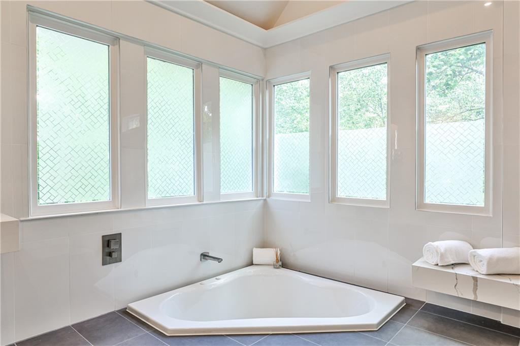 2682 Boulder Creek Drive, Roswell, Georgia image 31
