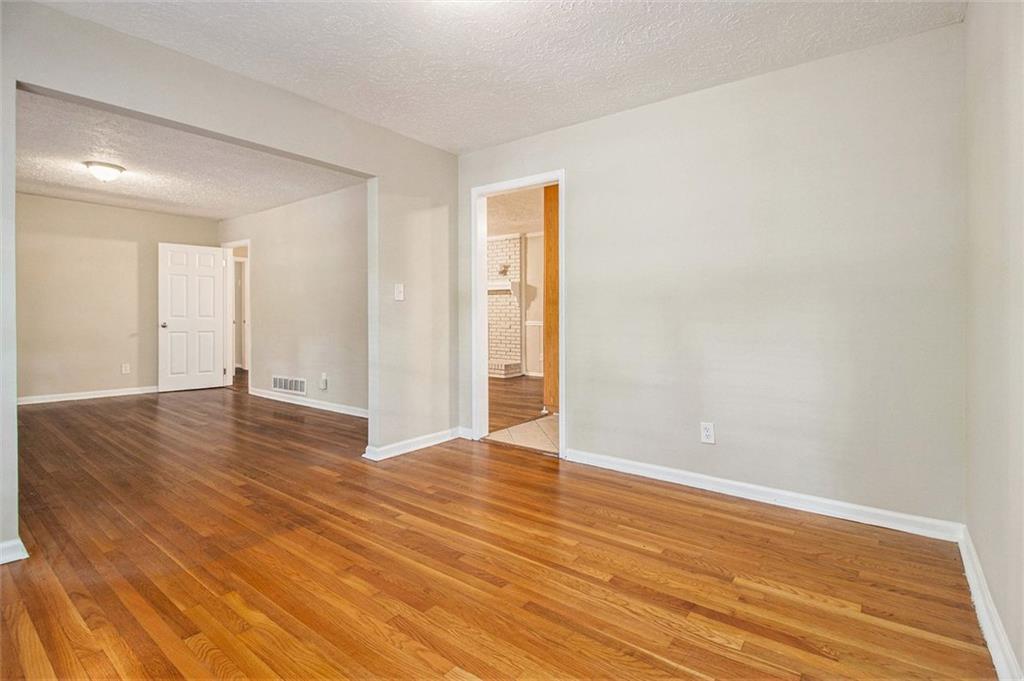 6465 SHERWOOD Trail