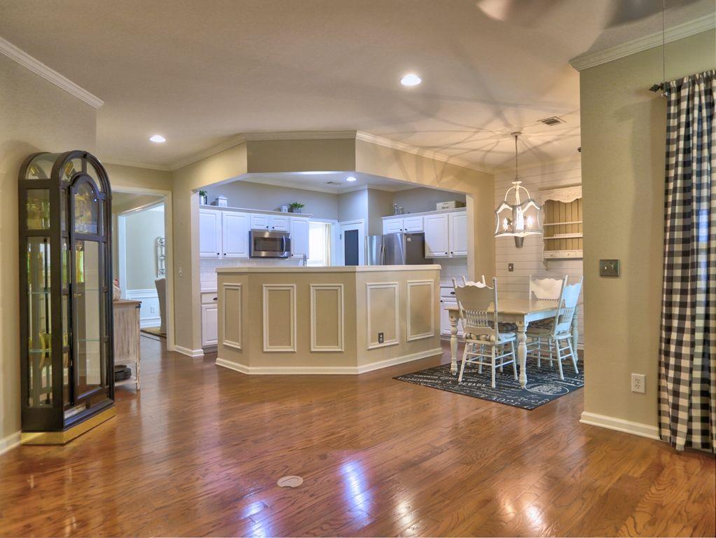 111 Churchcliff Drive, Woodstock, Georgia image 13