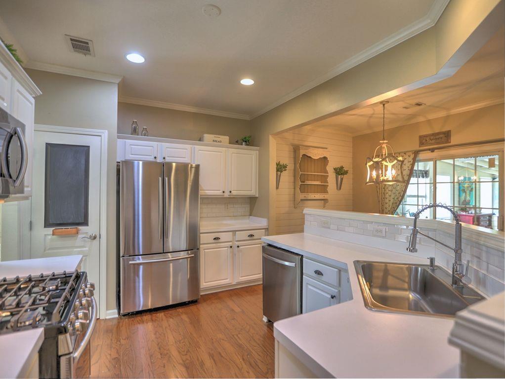 111 Churchcliff Drive, Woodstock, Georgia image 17