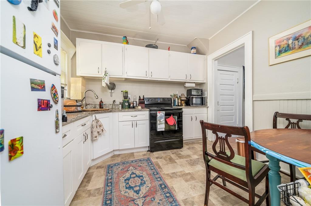 5502 E Mountain Street