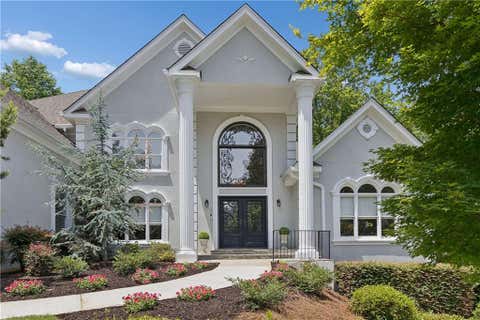 Homes For Sale - 245 Plantation Way<br/> Roswell, GA 30075